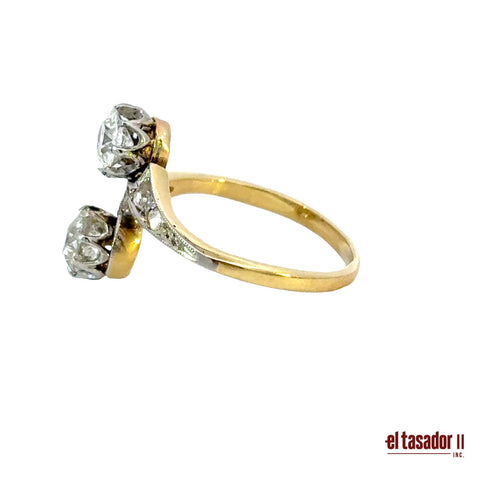 3.1 g 18k gold and platinum Bypass Ring, 2 center stones 0.90 ct and diamonds