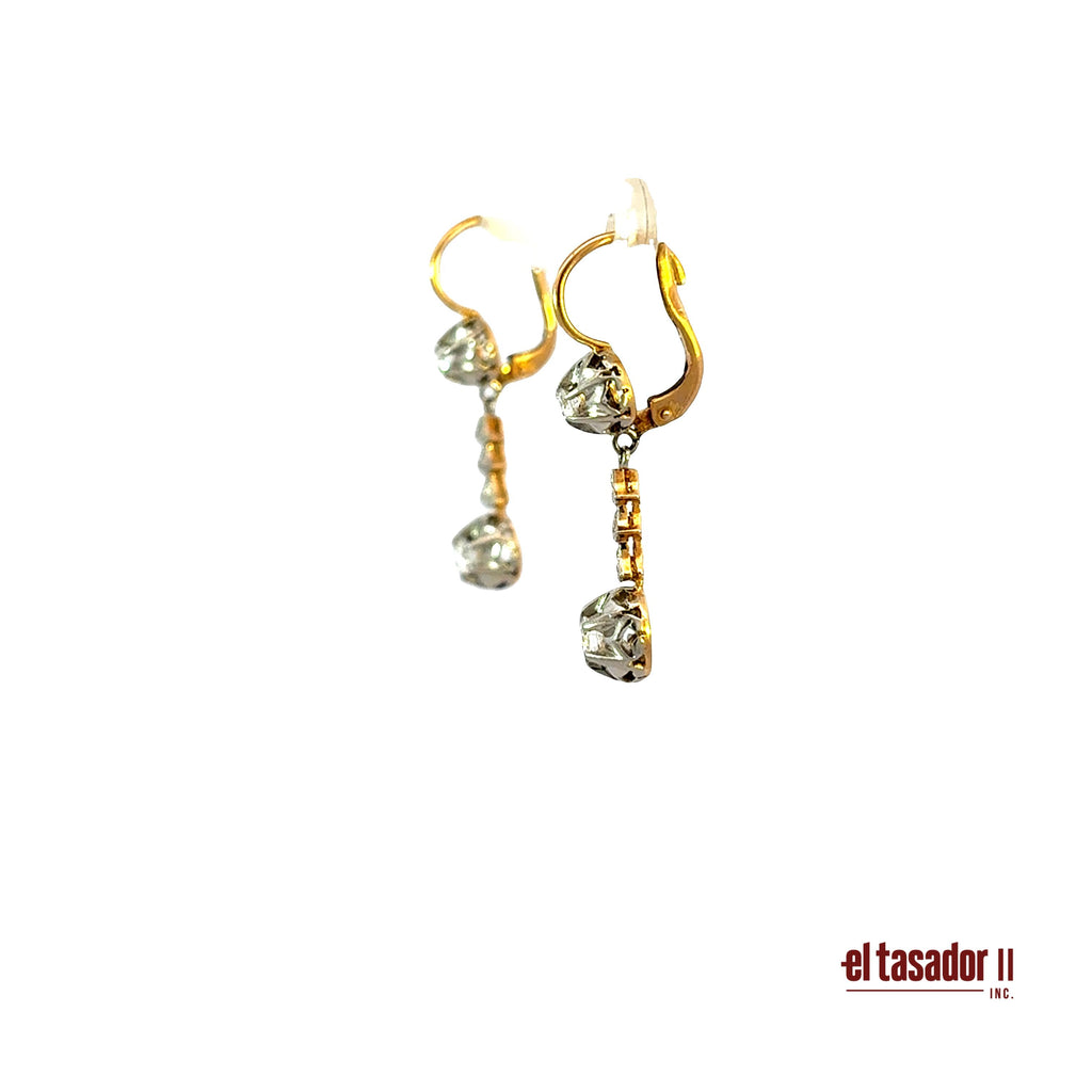 Earrings 5.1 g 18k gold and platinum, 2 center stones 0.25 ct and diamonds (A)