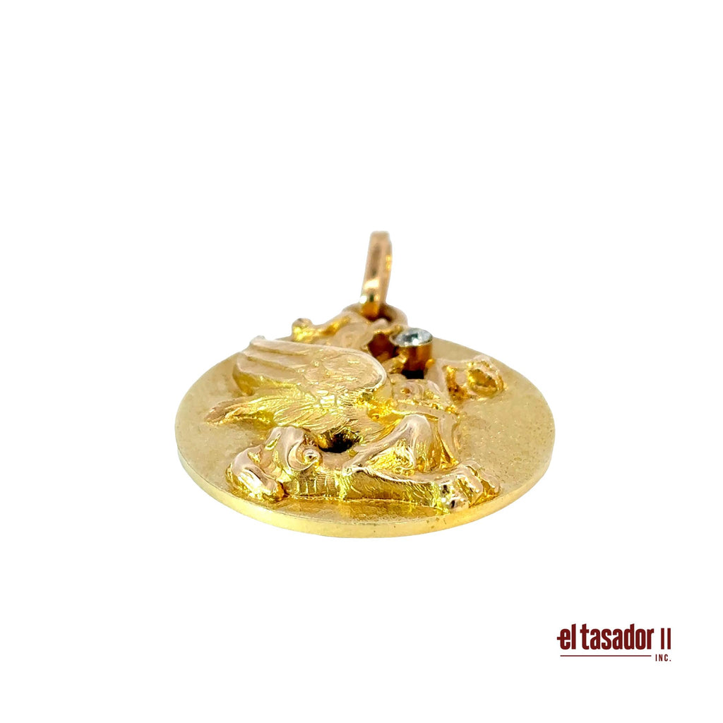 Dragon Charm 32 g 18k gold and central stone 0.13 ct
