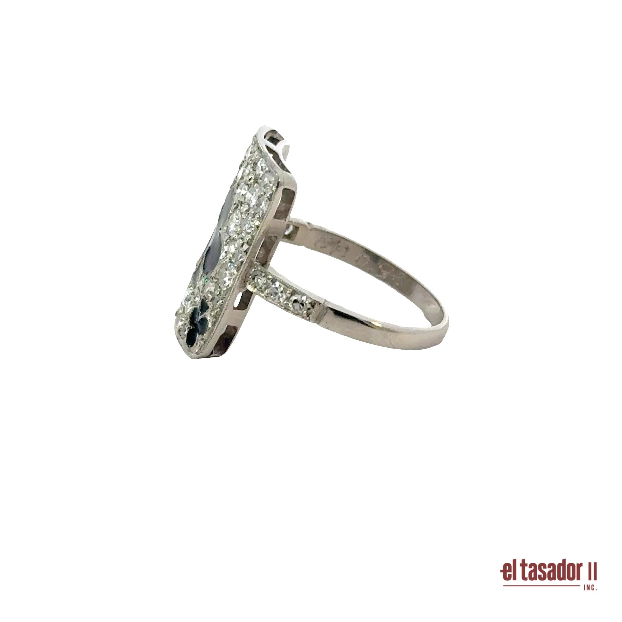 Las Vegas Collection Clover ring 5.2 g platinum enamel and 0.94 ct of diamonds