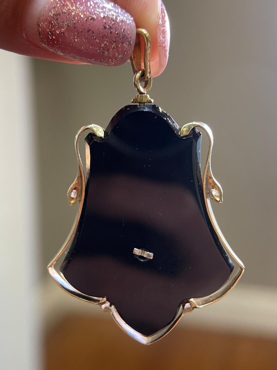 Bell Charm 13.1 g gold and platinum, ony and diamonds (A)
