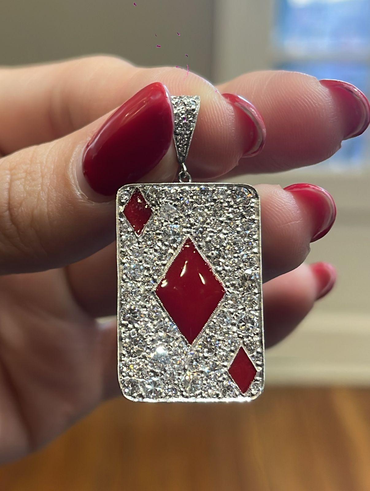Las Vegas Collection diamond charm 6.8 g platinum enamel and 3.51 ct of diamonds
