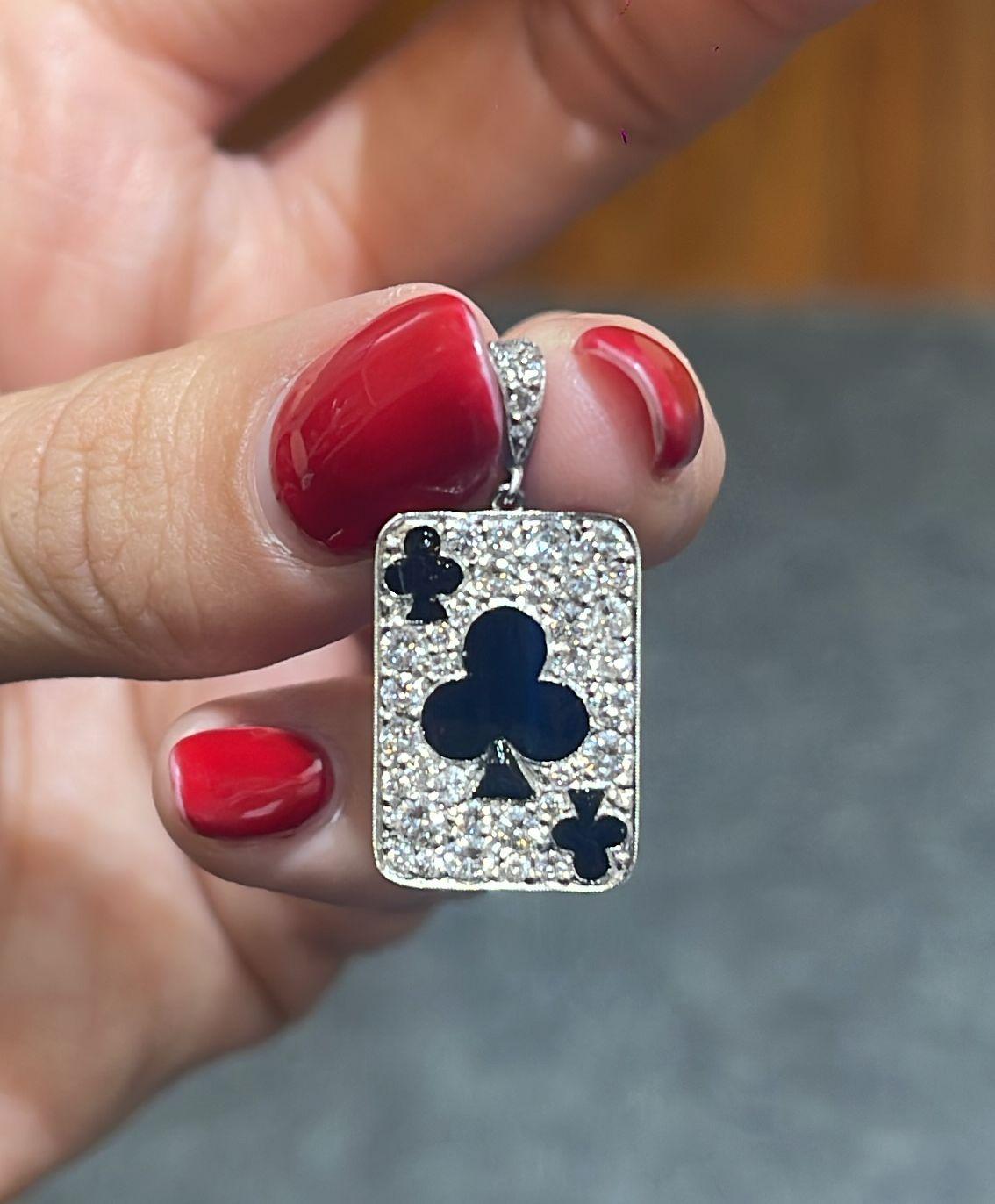Las Vegas Collection Clover charm 3.4 g platinum enamel and 1 ct of diamonds (N)
