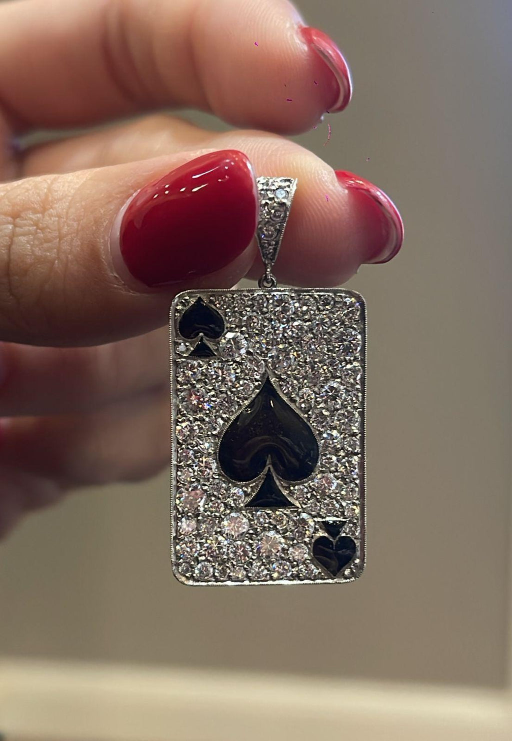 Las Vegas Collection Spade Charm 7,4 g platinum enamel and 3.30 ct of diamonds