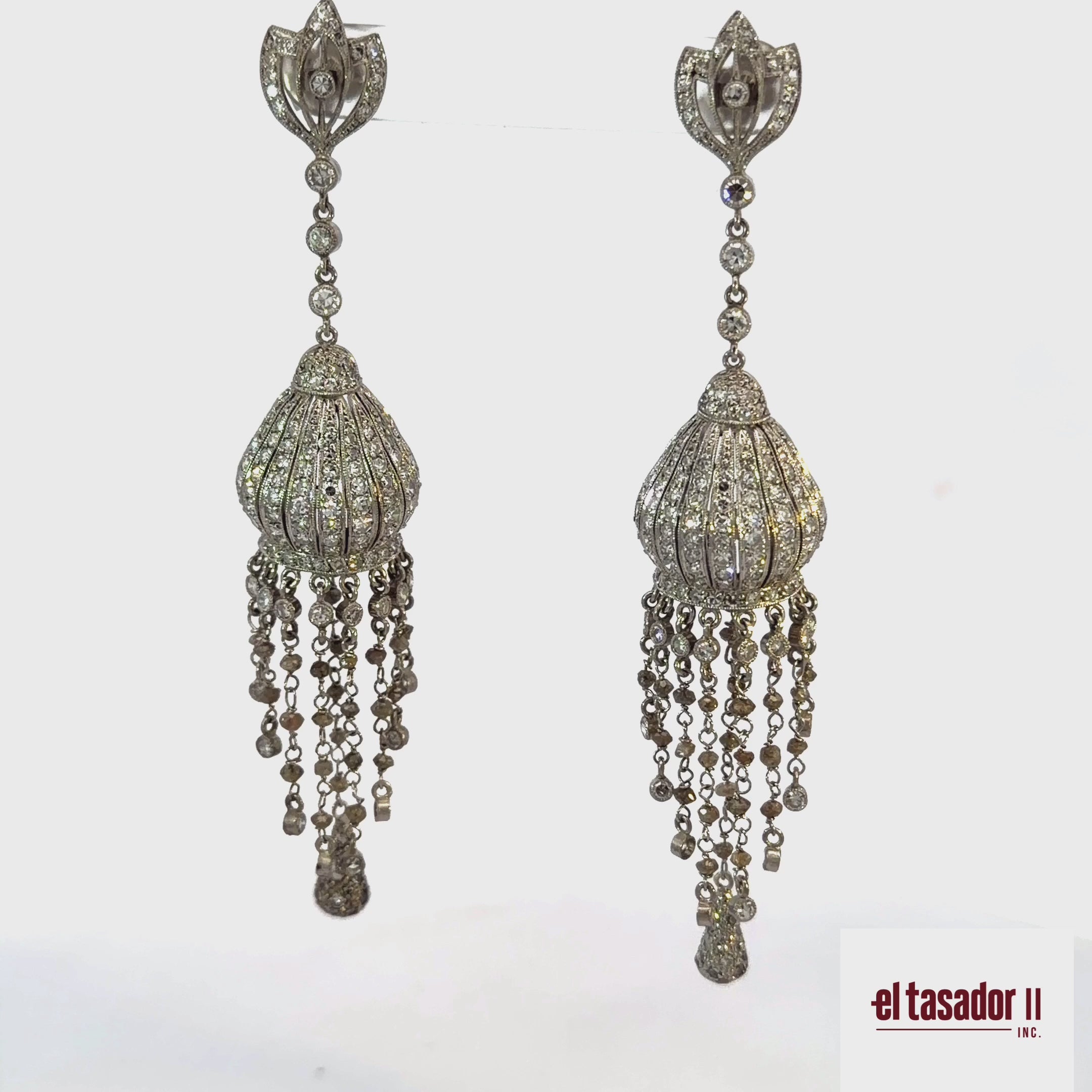 Medusa lamp earrings 21.9 g platinum and diamonds 5.95 ct (N)
